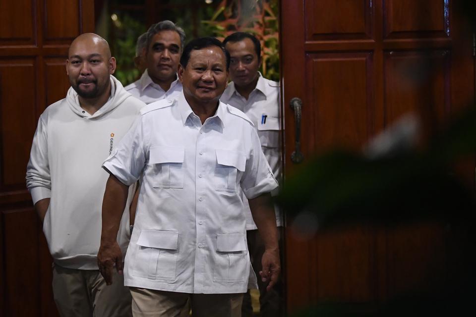 Sekjen Gerindra Berharap Warteg Kecipratan Program Makan Siang&nbsp;Gratis