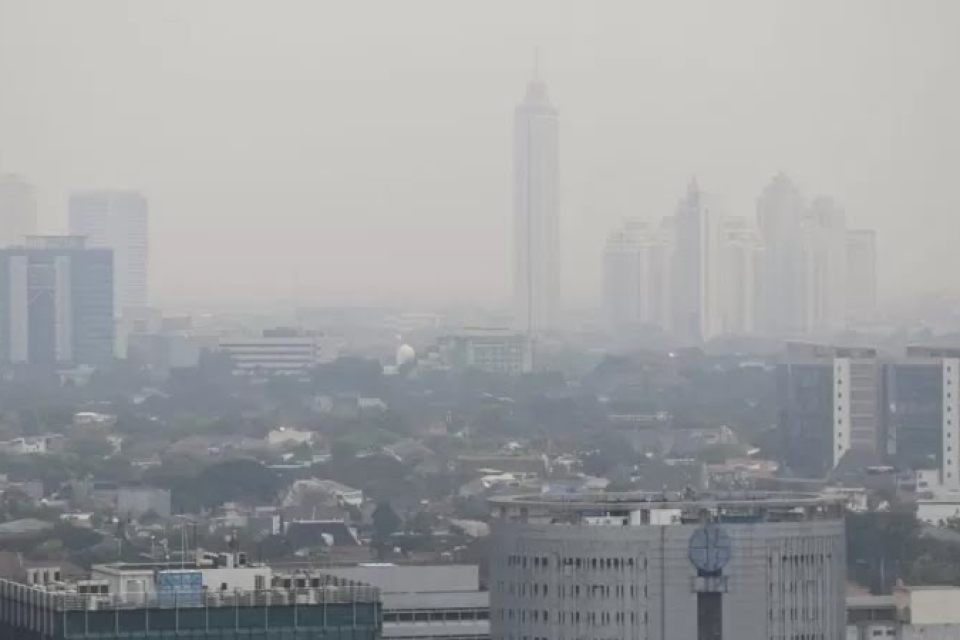 Kualitas Udara Jakarta Terburuk Ke-3 Dunia Pagi Ini, Warga Diimbau Pakai Masker