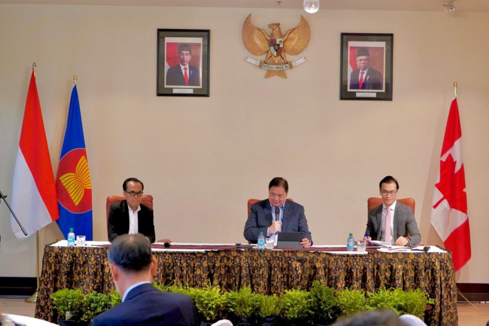 Airlangga Bertemu Pengusaha di Kanada, Bahas Hilirisasi hingga Kelas&nbsp;Menengah