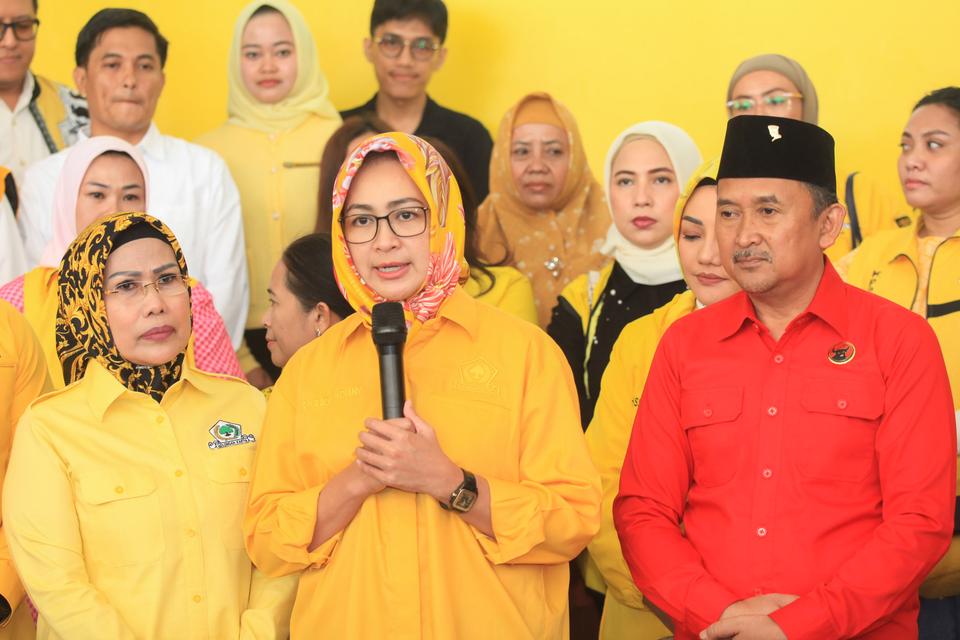 Katadata Telco Survey: Elektabilitas Airin Perkasa di Pilkada Banten